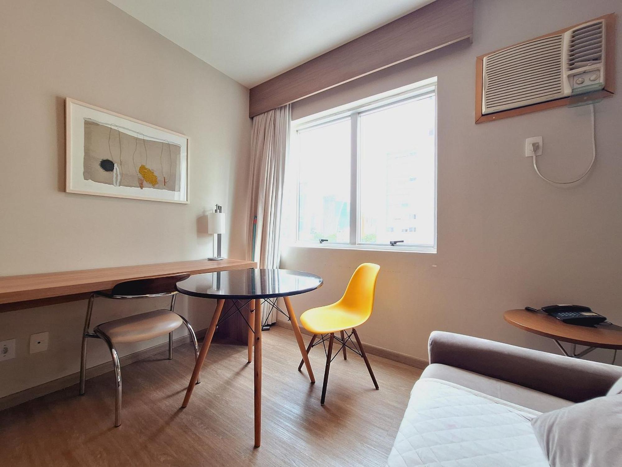 Lk Barro Preto 2 Apartment เบโลโอรีซอนชี ภายนอก รูปภาพ